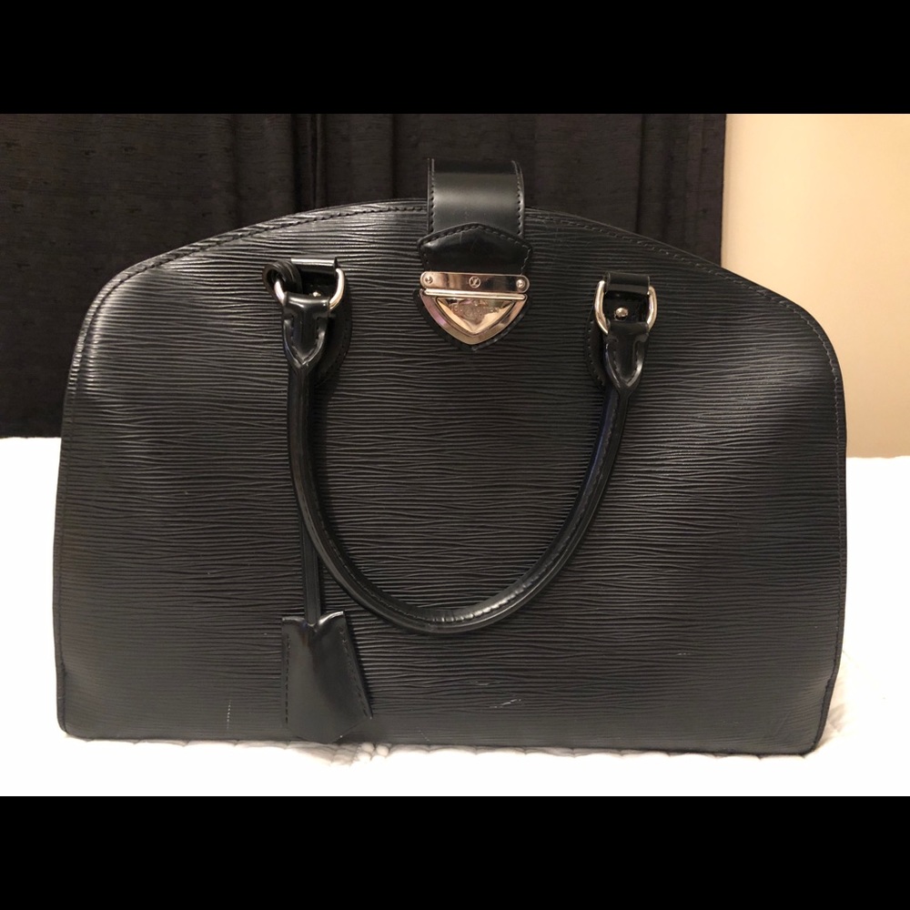 Louis Vuitton Pont Neuf Satchel - Gently Used